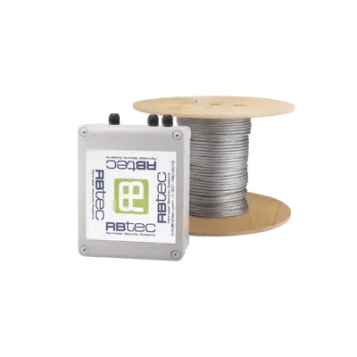 Kit de Cable Sensor Perimetral IRONCLAD para Cercas Ciclónicas / 152 METROS / 1 ZONA / Sin Falsas Alarmas por Viento / TODO Incluido