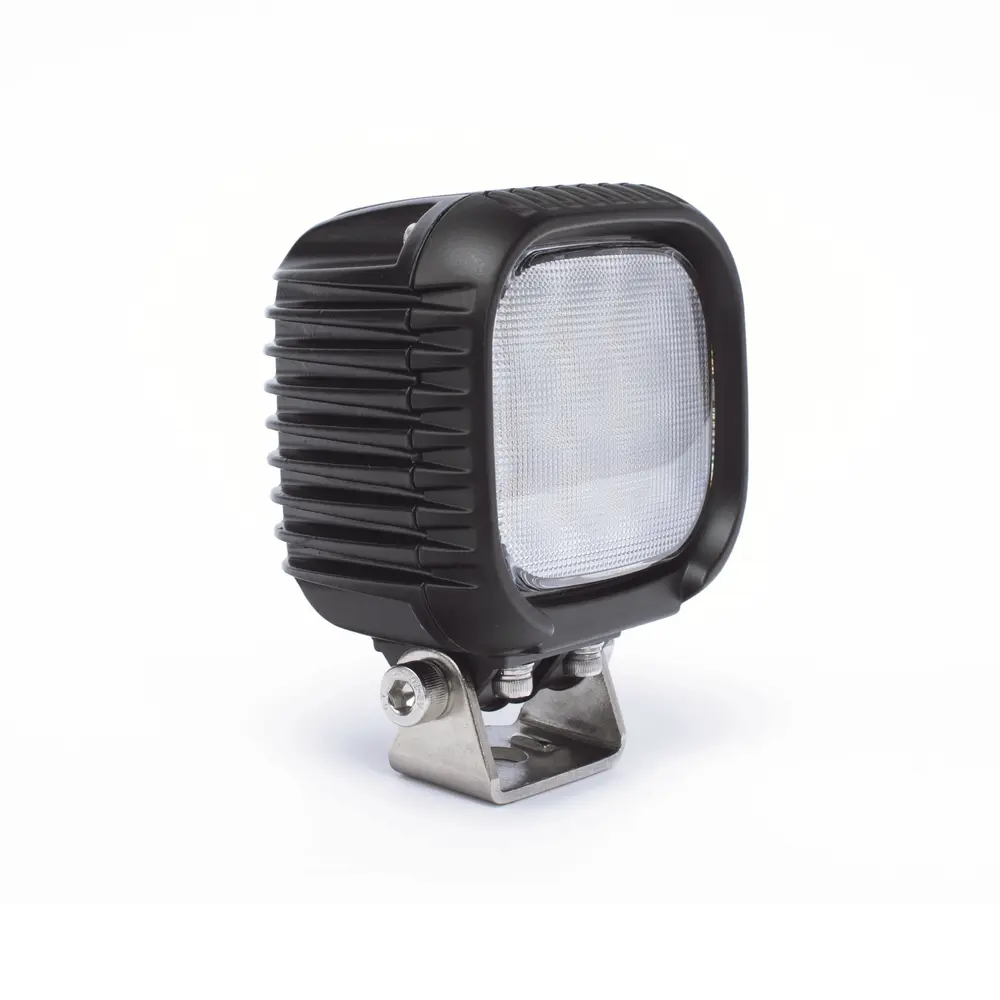 Luz de Trabajo LED / 7 W / 2875 Lúmenes / 12-24 VCD / IP67 / 80,000 h / 2.9" x 4.9" - Imagen 2