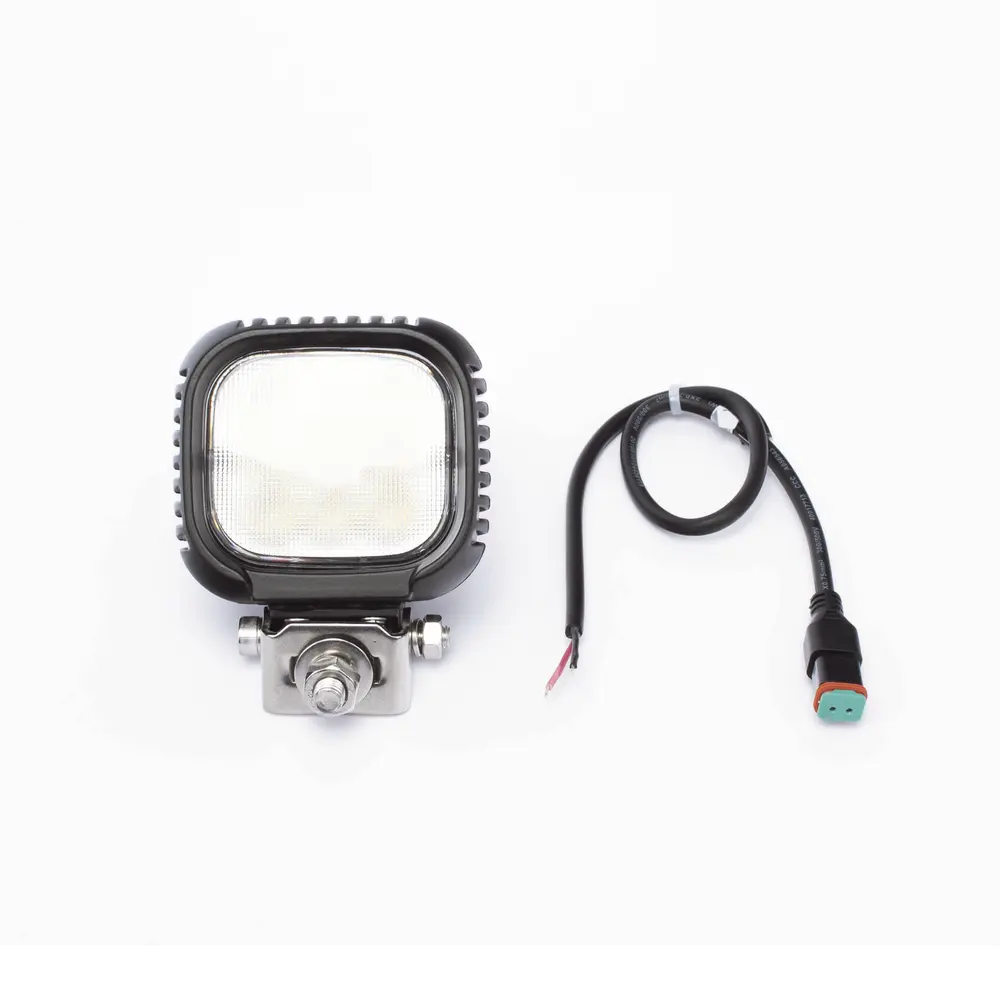 Luz de Trabajo LED / 7 W / 2875 Lúmenes / 12-24 VCD / IP67 / 80,000 h / 2.9" x 4.9" - Imagen 5