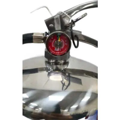 Extintor de Agente Químico Líquido / Especializado Fuegos Clase K / Capacidad 6 L (1.6 gal) / UL / ULC / Acero Inoxidable y Latón - Imagen 3