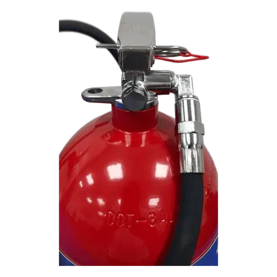 Extintor de CO2 / 20 lb (9.07 kg) / Descarga 18 s / Alcance 1.2-2.4 m (4-8 ft) / Fuego Clase B y C / UL Listado / -30°C a 49°C (-22°F a 120°F) - Imagen 3